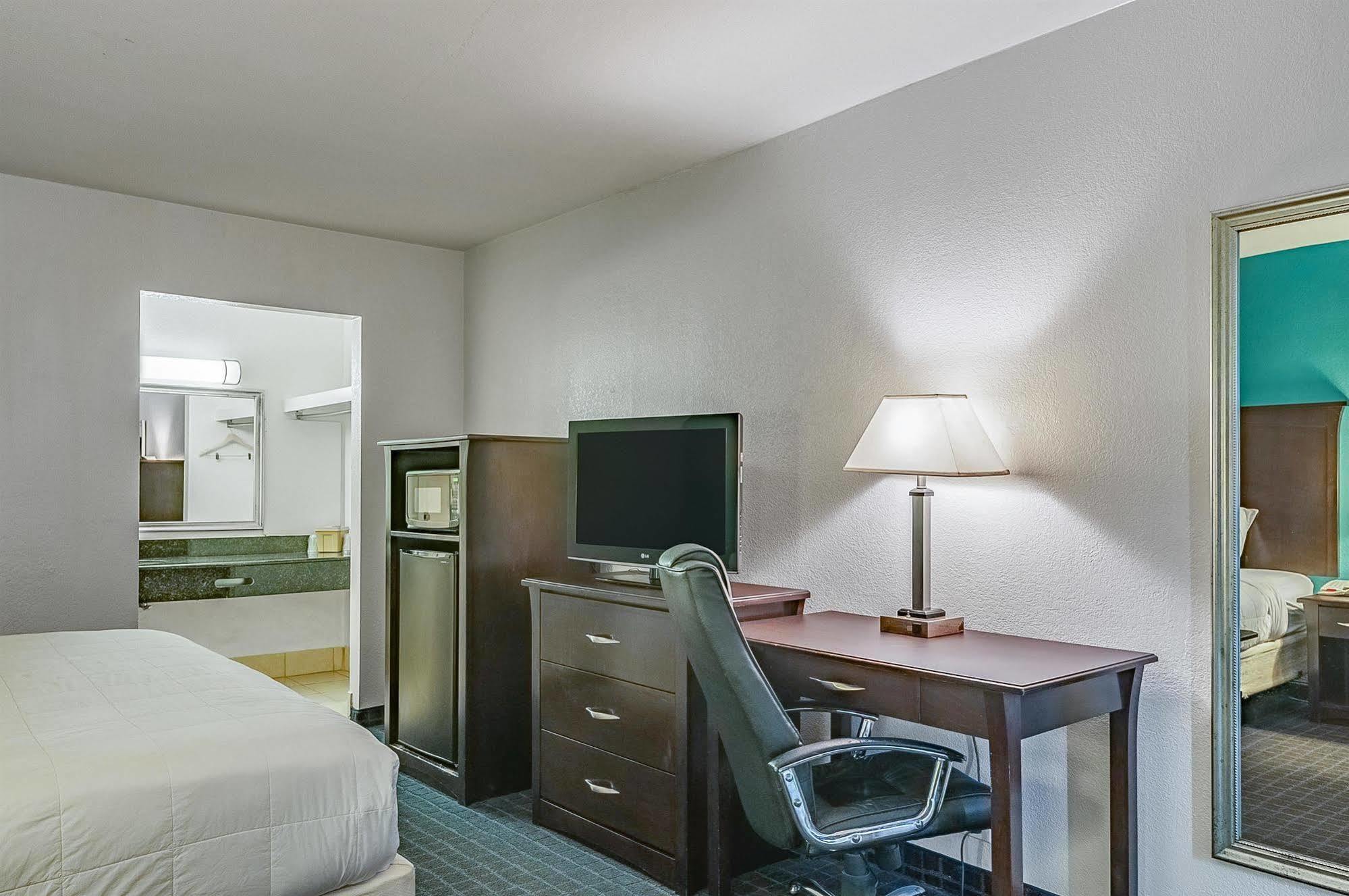 Executive Thibodaux New Orleans Hotel Eksteriør billede